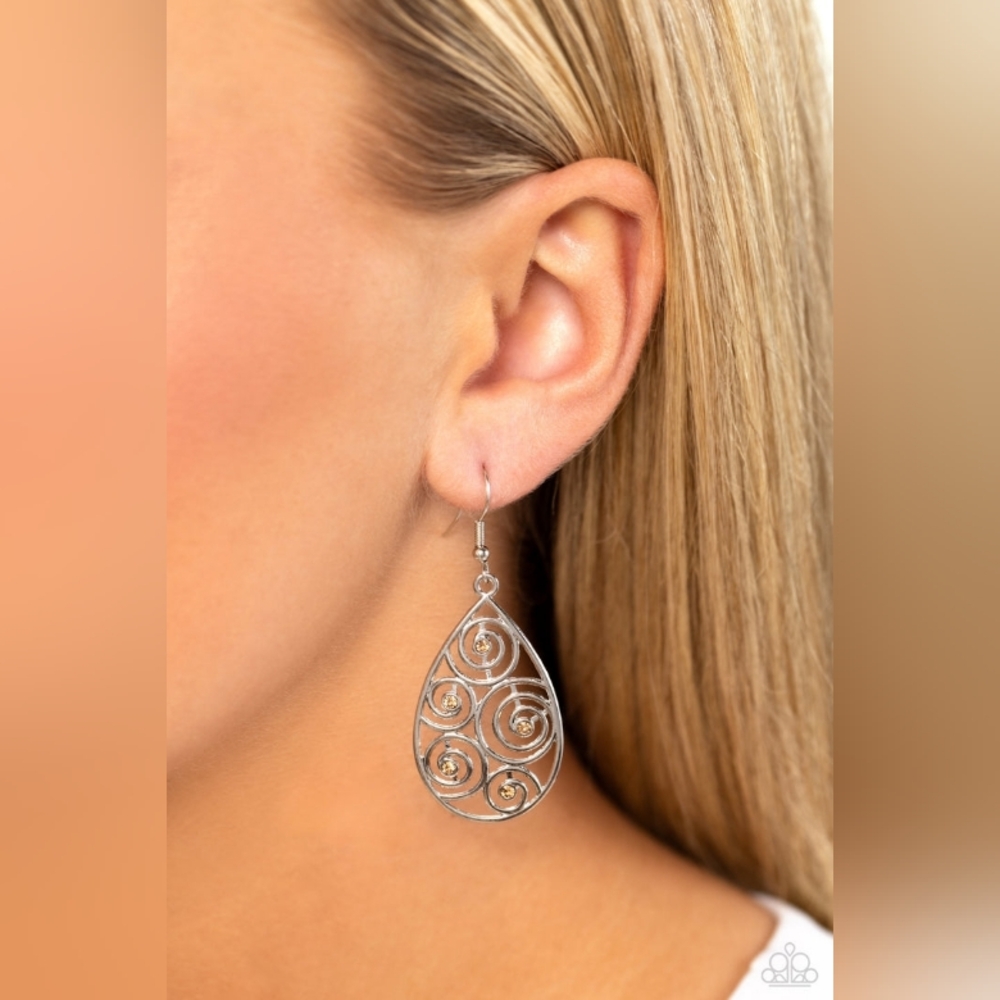 Billowy Bliss Earrings
